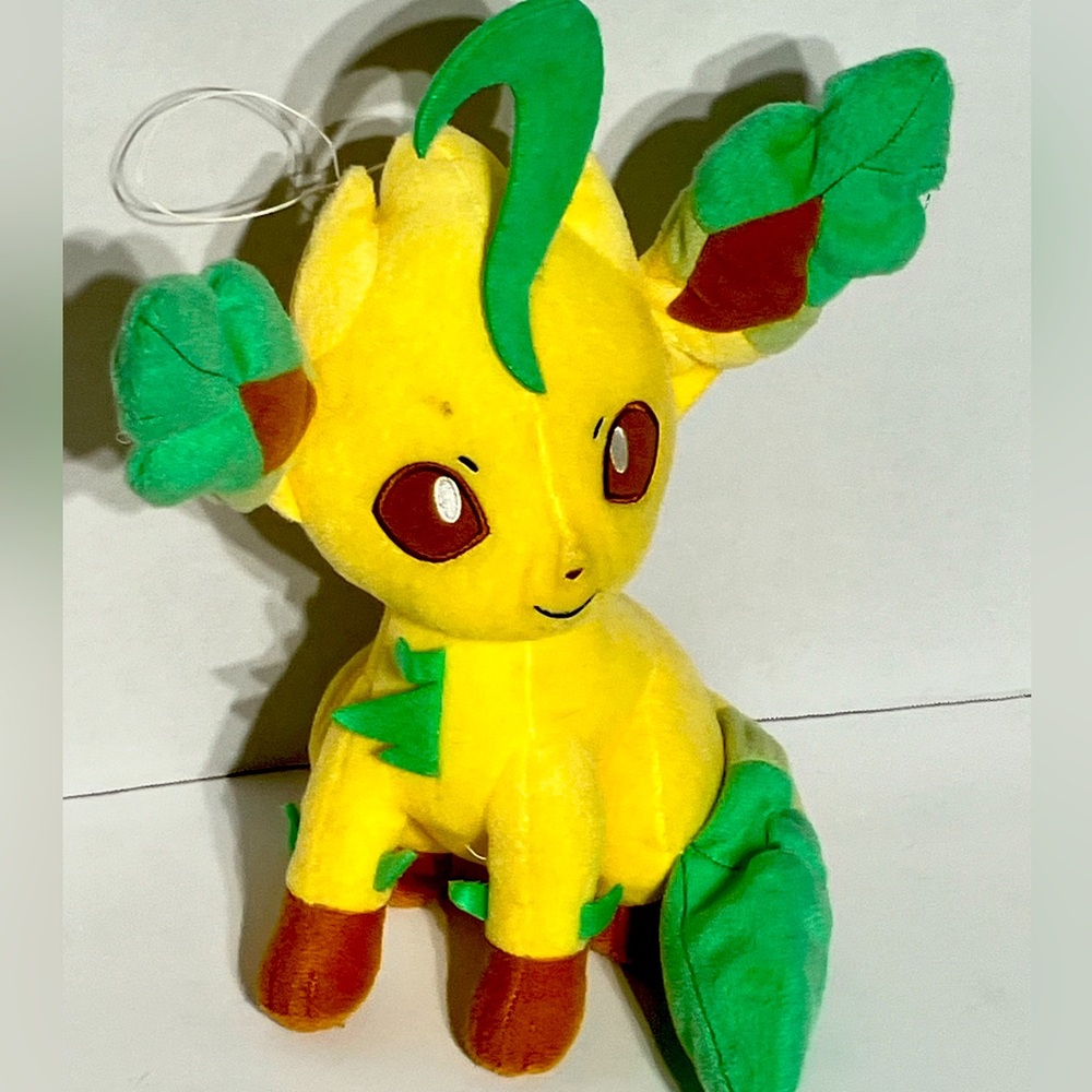 Leafeon Tail Mite! BIG ~ Banpresto ~ Pokemon plush Tush tag only